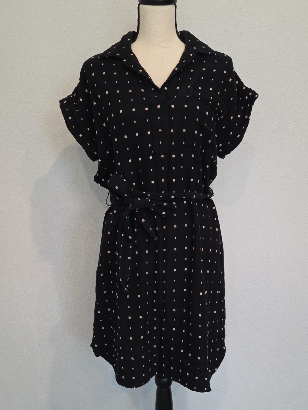 Joe Fresh Womens Shirt Dress Black With Geometric Shape Med Weight Medium